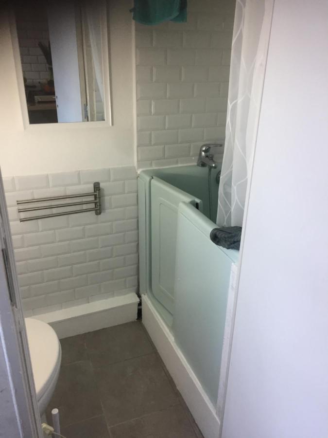 Apartament Studette Tiny House De L Eglise 12 M2 Ault Zewnętrze zdjęcie