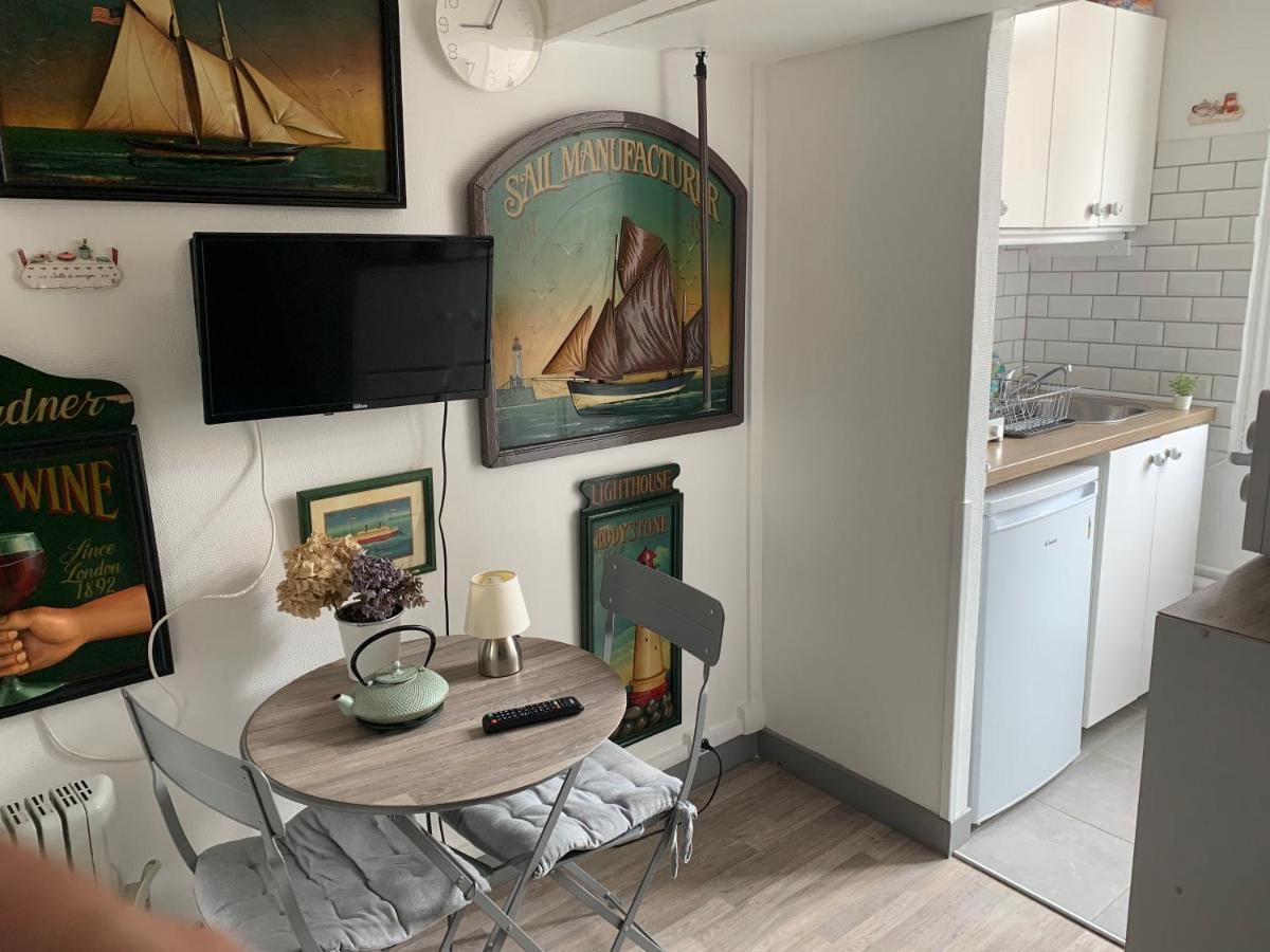 Apartament Studette Tiny House De L Eglise 12 M2 Ault Zewnętrze zdjęcie